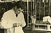 Доцент С.В. Грюнер (Пономарев) в лаборатории № 511.1970 г.